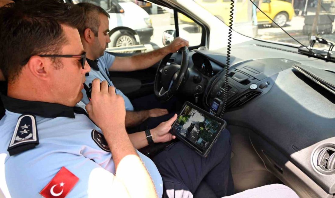 Yalova’da katı atık konteyneri boş olmasına rağmen yanına çöp atarak