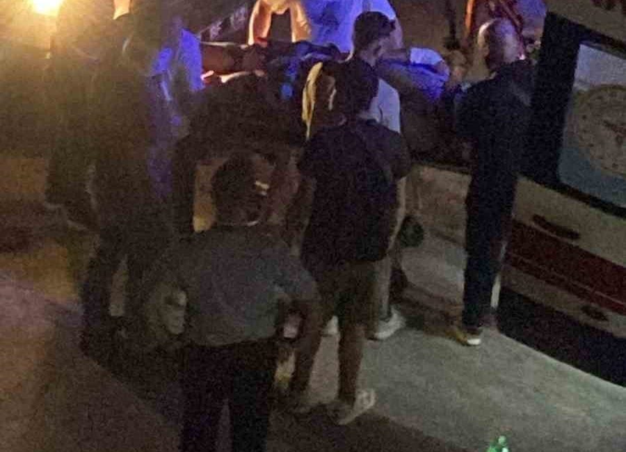 Yalova’da çöp kamyonu minibüsle çarpıştı: 2 yaralı Yalova’nın Çiftlikköy ilçesinde çöp kamyonunun minibüsle çarpışması sonucu meydana gelen