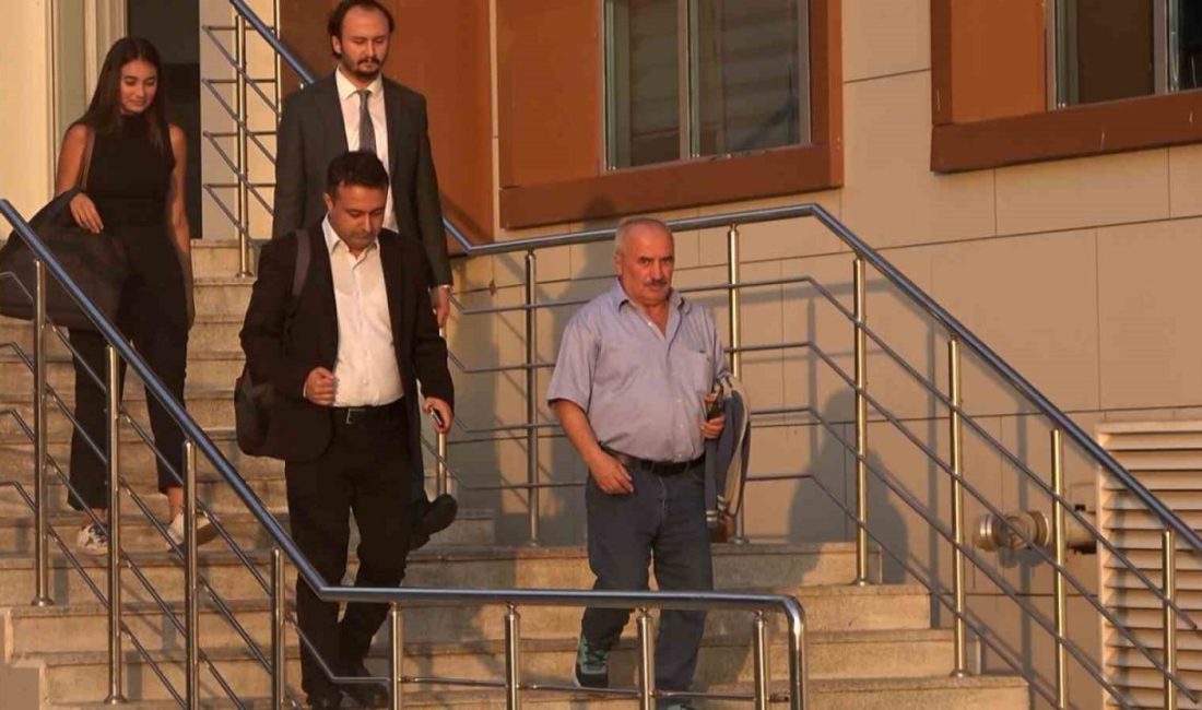 Balıkesir’in Marmara Adası açıklarında yatı parçalanmış halde bulunan kayıp iş