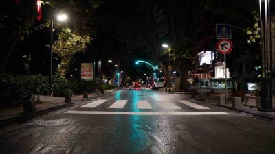 Kocaeli Büyükşehir Belediyesi, kent genelinde trafik güvenliğini artırmak amacıyla yaya