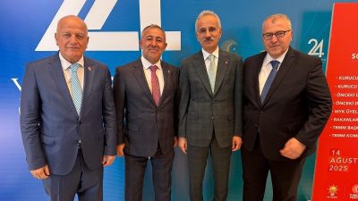 AK Parti’nin 24’üncü Kuruluş Yıldönümü kutlamaları kapsamında AK Parti Bilecik