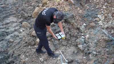 Kocaeli’nin İzmit ilçesinde bir arsada zemin iyileştirme çalışması yapan iş