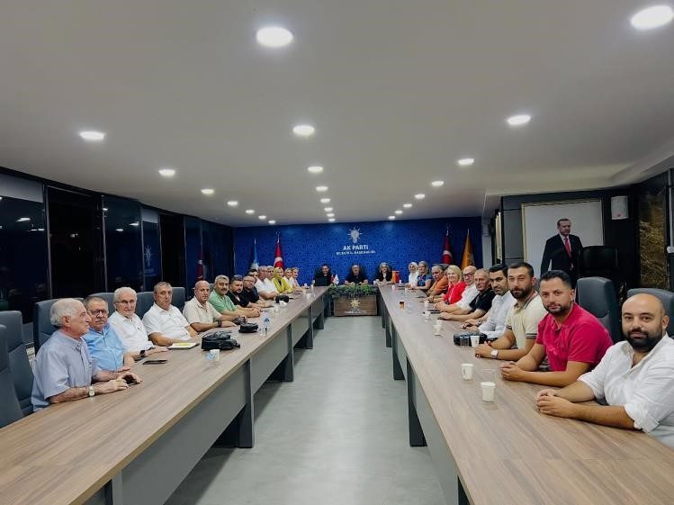 AK Parti’de gündem birlik ve beraberlik AK Parti Bilecik İl Başkanlığı tarafından Haftalık Olağan İl Yönetim