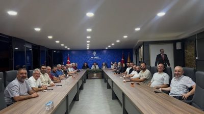 AK Parti Bilecik İl Başkanlığı, teşkilat üyelerinin katılımıyla haftalık yönetim