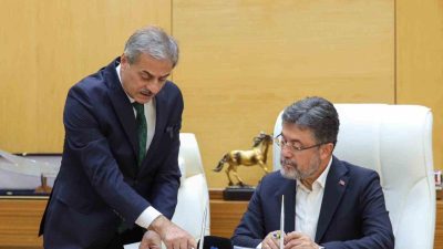 Tarım ve Orman Bakanı İbrahim Yumaklı, Sakarya Büyükşehir Belediyesi’nde Ballıkaya