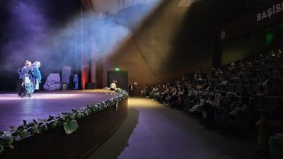 Başiskele Belediyesi, ekim ayı boyunca çocuk ve yetişkin tiyatroları, atölye