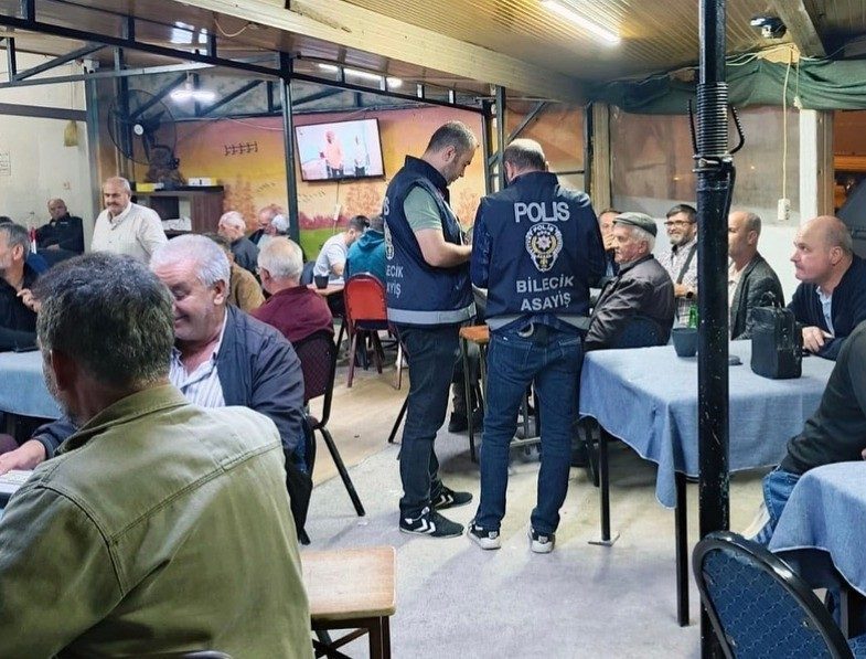 Bilecik’te vatandaşların güvenliğini sağlamak amacıyla İl Emniyet Müdürlüğü saha çalışmalarını