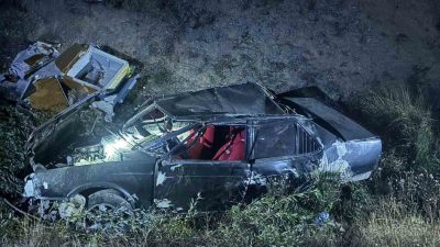 Bilecik’te seyir halinde kontrolden çıkan otomobil şarampole uçarken, sürücüsü yaralandı.