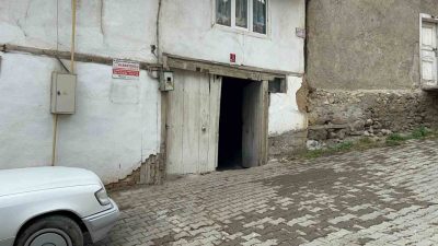 Kastamonu’nun Tosya ilçesinde, birlikte alkol aldığı arkadaşını silahla vurarak öldüren