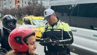 Bilecik’in Bozüyük ilçesinde hava araçlarıyla da desteklenen trafik denetimlerinde 22