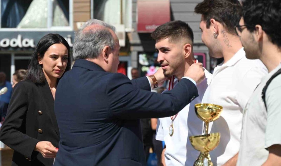 Bozüyük İlçesinin Düşman İşgalinden Kurtuluşunun 103’üncü Yıl Dönümü, düzenlenen tören