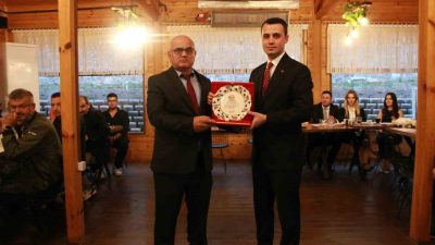 DÜZCE (İHA) – Düzce’nin Çilimli ilçesinde yıllardır görev alan müdürlere