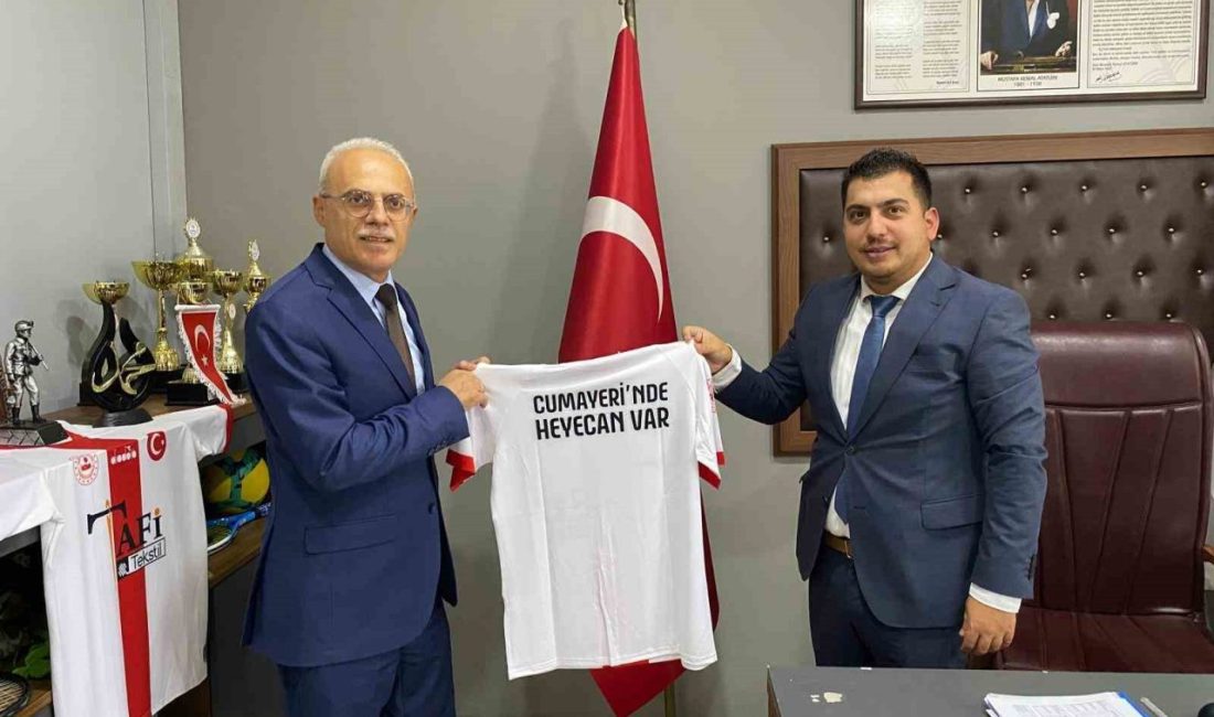 Düzce Gençlik ve Spor İl Müdürü Zekeriya Arslantürk, Cumayeri ilçesinde