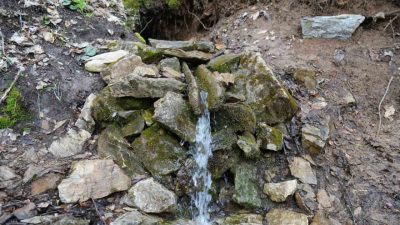 Kastamonu’nun Taşköprü ilçesinde hastalıklara ve ağrılara şifa olduğuna inanılan kaynak