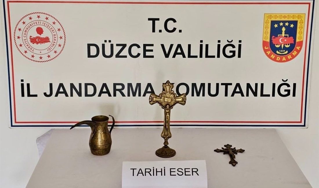 DÜZCE (İHA) – Düzce’de polis ve jandarma ekipleri, yapılan operasyonlarda