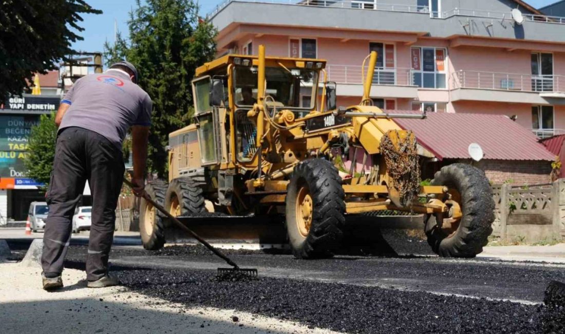 Düzce’de kaldırımlar yenileniyor DÜZCE (İHA) – Düzce Belediyesi Fen İşleri Müdürlüğü ekipleri, yaya