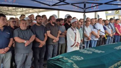 DÜZCE(İHA) – Düzce’nin Çamlıevler Mahallesi’nde evinde baygın olarak bulunan ve