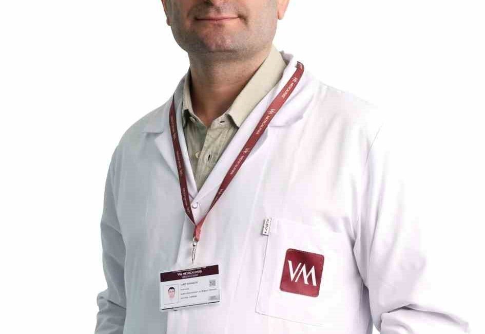 ’Geçer’ diye düşünülen adet sancısı hastalık belirtisi sayılabilir Kadın Hastalıkları ve Doğum Uzmanı Doç. Dr. Talip Karaçor, her