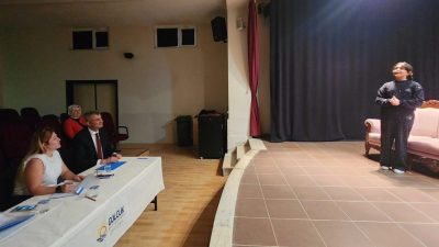 Gölcük Belediyesi Konservatuvarı’nın 2025-2026 eğitim dönemi için düzenlediği yetenek sınavına