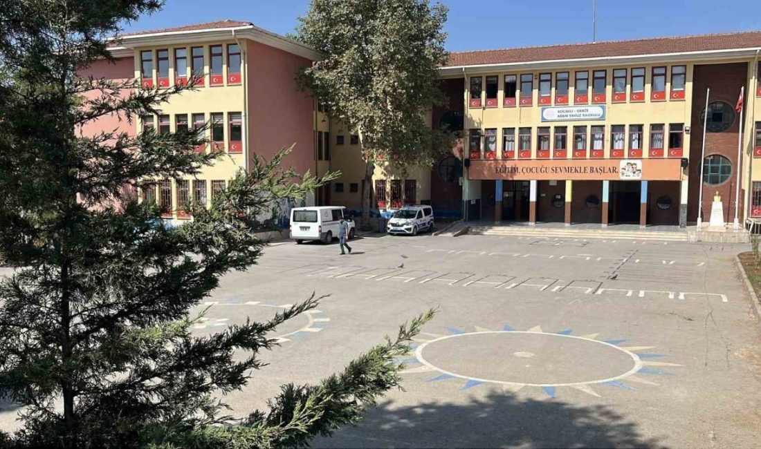 Kocaeli’nin Gebze ilçesinde okul kantininden aldıkları ekler pastadan yiyen 5