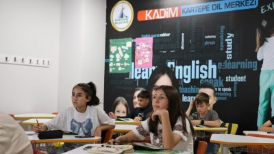 Kartepe Belediyesi bünyesinde faaliyet gösteren Kartepe Genç Akademi, 2025-2026 eğitim