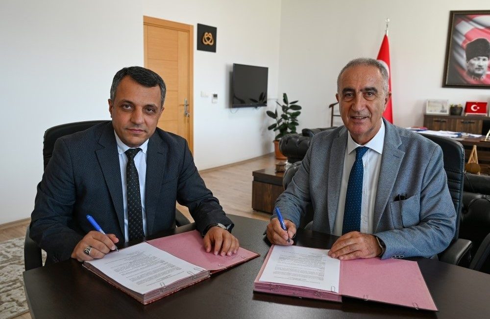 Kastamonu Üniversitesi ile Jeomorfoloji Derneği arasında imzalanan protokol ile önlisans,