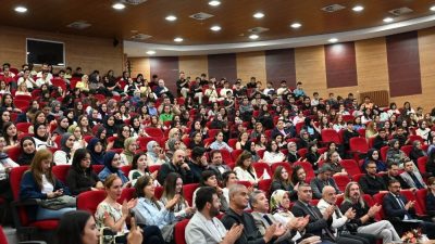 Kastamonu Üniversitesi, üniversiteye yeni başlayan öğrenciler için düzenlediği oryantasyon eğitimlerine