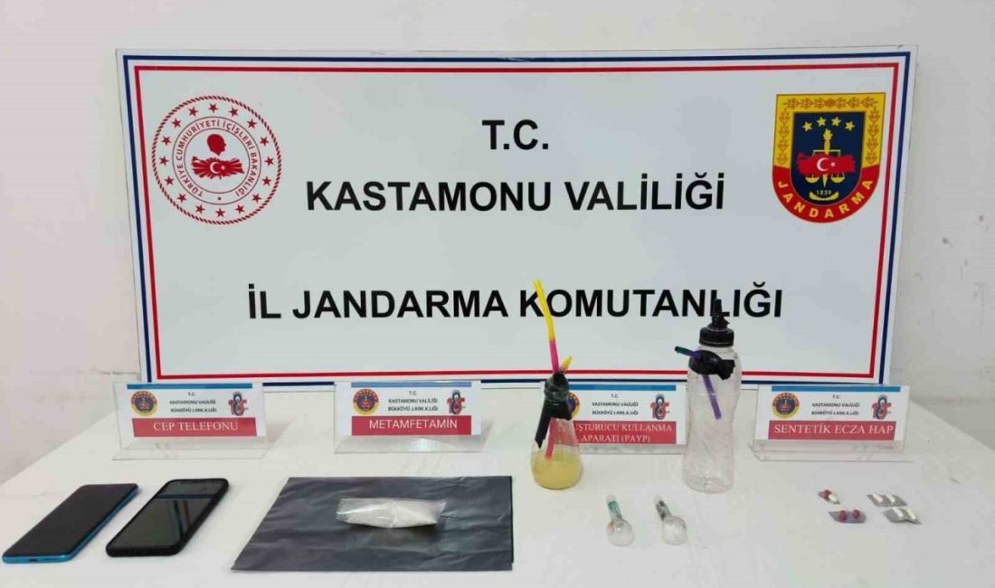 Kastamonu’da jandarma ekipleri tarafından düzenlenen operasyonda, il dışından uyuşturucu madde