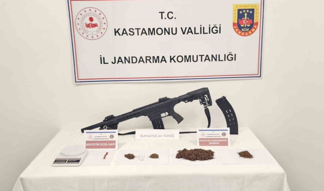 Kastamonu’da jandarm aekiplerince gerçekleştirilen uyuşturucu operasyonunda gözaltına alınan 10 şüpheliden