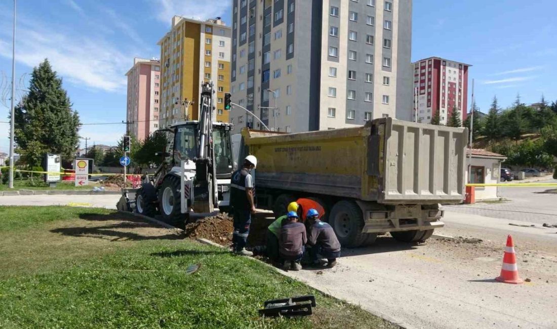 Kastamonu’da yapılan kazı çalışması esnasında patlayan doğalgaz borusu paniğe sebep