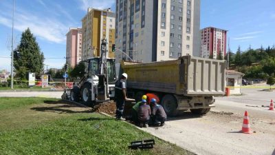 Kastamonu’da yapılan kazı çalışması esnasında patlayan doğalgaz borusu paniğe sebep