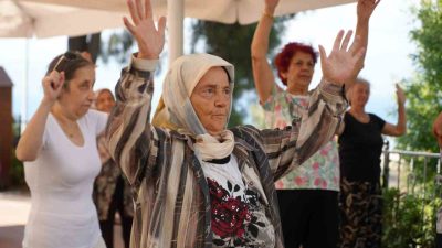 Kocaeli’de ileri yaştaki vatandaşların hayatına hareket ve anlam katmak amacıyla
