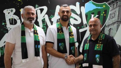 Kocaelispor, 33 yaşındaki forvet Serdar Dursun ile bir yıllık sözleşme