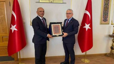 Kocaeli ile Sivas arasındaki kardeşlik bağı, yeni bir protokolle pekişti.