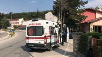 Bilecik’te seyir halinde özel halk minibüsü ile motosikletin çarpışması sonucu