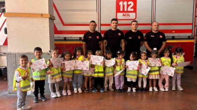 Düzce Belediyesi İtfaiye müdürlüğü her yaştan konuklarını ağırlamaya ve itfaiyenin