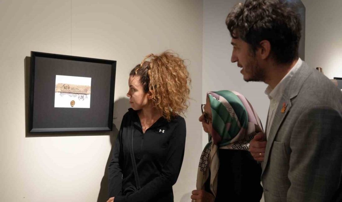 Kastamonu’da düzenlenen sergide, eski dünyanın mitolojik öğelerini konu alan baskı