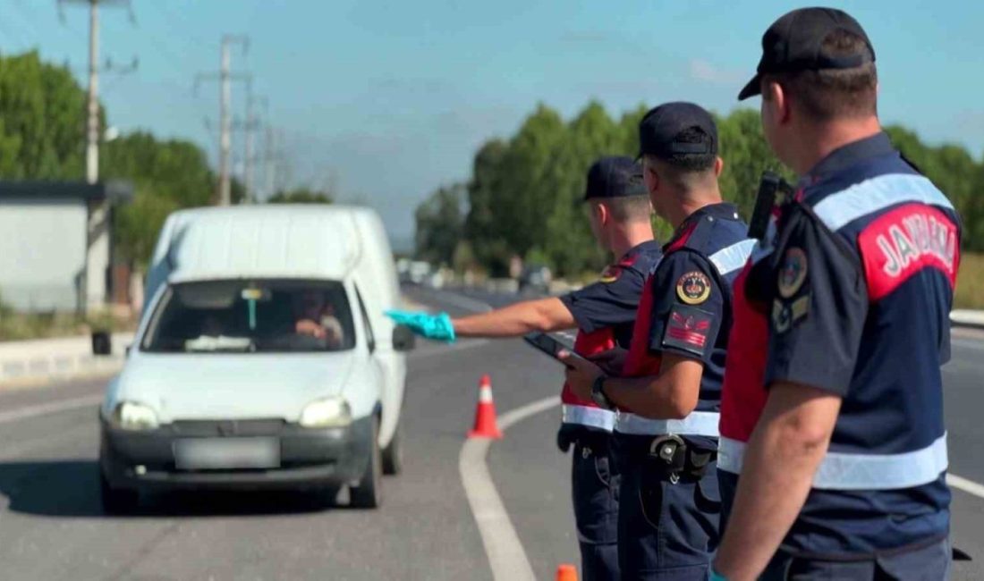 Sakarya’da jandarma ekiplerince son bir ay içerisinde aranan şahısların yakalanmasına