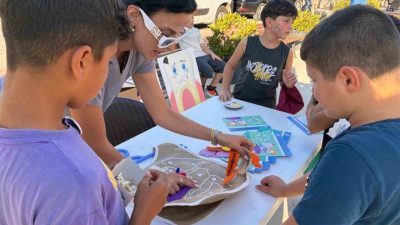 Sakarya Büyükşehir Belediyesi tarafından düzenlenen “Gezgin Çocuk Atölyesi”, yaz boyunca