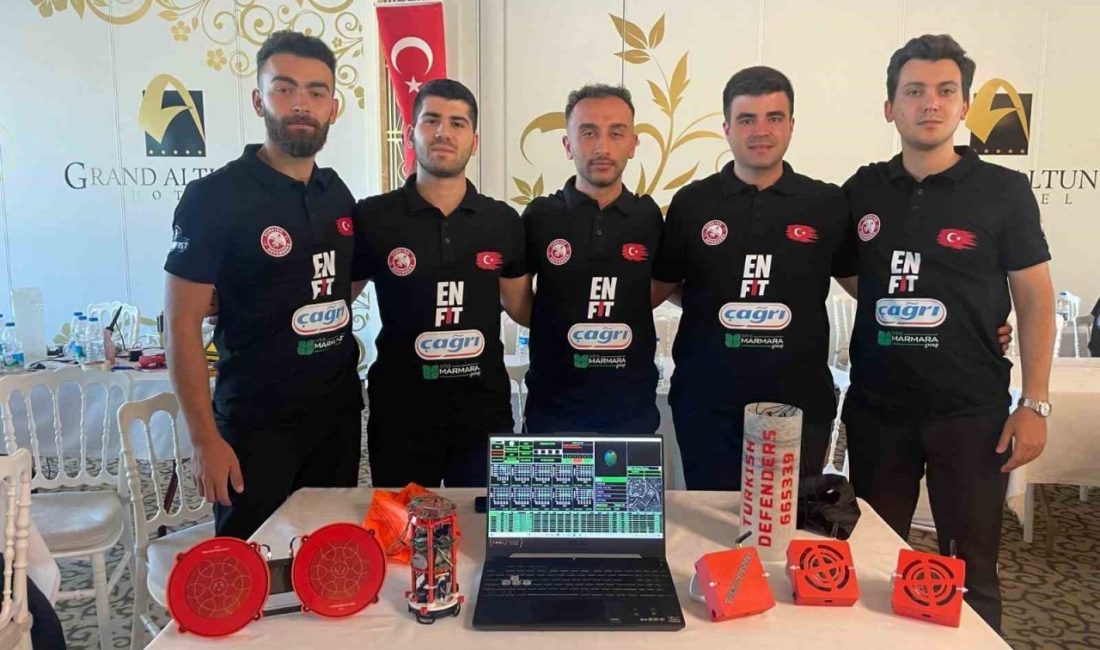 SAÜ takımı uydu yarışmasında 3’üncü oldu Sakarya Üniversitesi (SAÜ) Milli Teknoloji Geliştirme Topluluğu bünyesinde çalışmalarını sürdüren