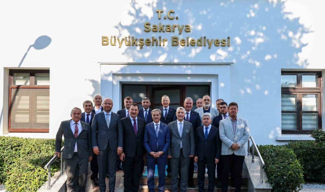 Ticaret Bakanı Bolat Sakarya’da Sakarya’da bir dizi ziyaret gerçekleştiren Ticaret Bakanı Ömer Bolat, “Sakarya