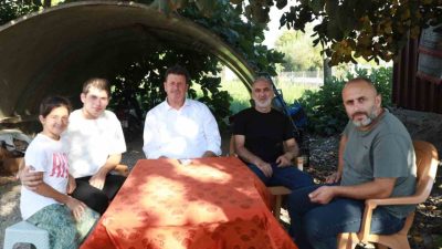 Sakarya’nın Akyazı ilçesinde kendi imkanlarıyla yaptığı drift aracıyla jandarmaya yakalanarak