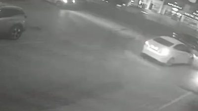 Yalova’da, Altınova Belediye Başkanlığına ait makam aracının başka bir otomobille