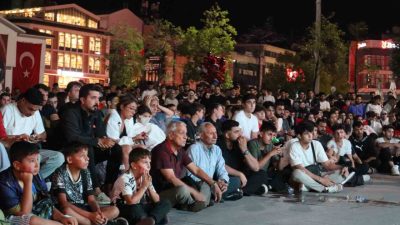 Yalova’da A Milli Kadın Voleybol Takımı’nın Dünya Şampiyonası final heyecanı