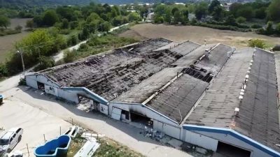 Sakarya’da geçtiğimiz günlerde polyester, boya ve tekstil üretimi yapan fabrikada