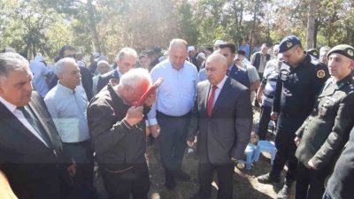 Bolu’nun Mudurnu ilçesinde iki katlı ahşap evde çıkan yangında hayatını