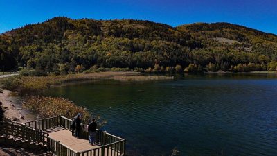Bolu’nun gözde turizm merkezi olan Abant Gölü Milli Parkı’nda sonbahar