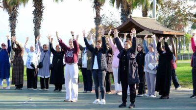 Kocaeli’de kadınların sağlıklı ve aktif bir yaşam sürmelerine amacıyla düzenlenen