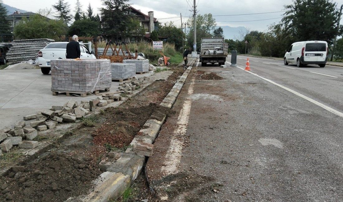 Başiskele Belediyesi, ilçenin farklı noktalarında üst yapı çalışmalarını aralıksız sürdürürken