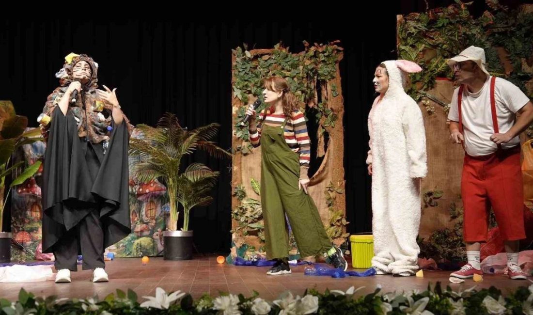 Başiskele’de kültür sanat sezonu “Orman Koruyucuları” ile açıldı Başiskele Belediyesinin düzenlediği “Başiskele Kültür-Sanat” güz dönemi etkinlikleri, “Orman Koruyucuları”